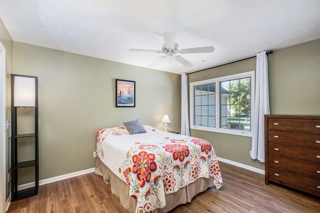 7649 Greenbrier Drive, Rockford, MI 49341