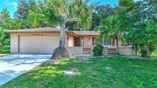 525 Shadyside ST, Lehigh Acres, FL 33936