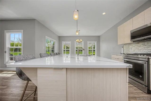 46 Eagleview Drive, Grand Island, NY 14072