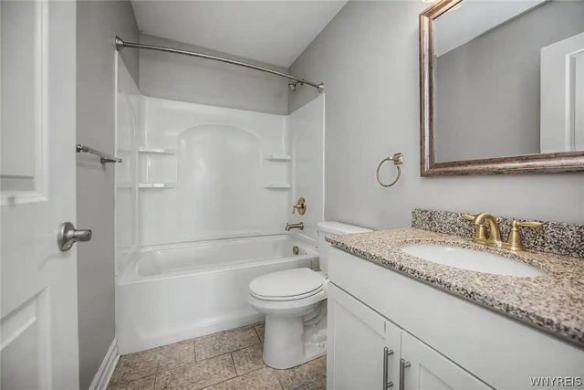 46 Eagleview Drive, Grand Island, NY 14072