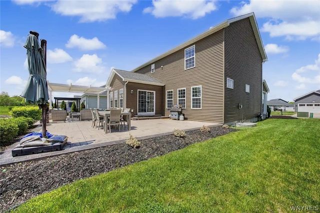 46 Eagleview Drive, Grand Island, NY 14072