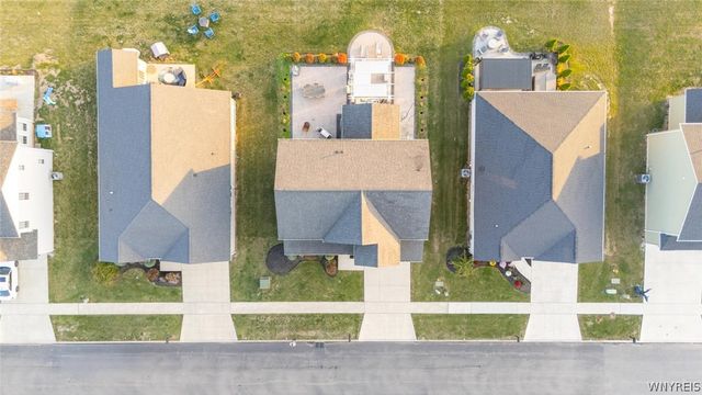 46 Eagleview Drive, Grand Island, NY 14072