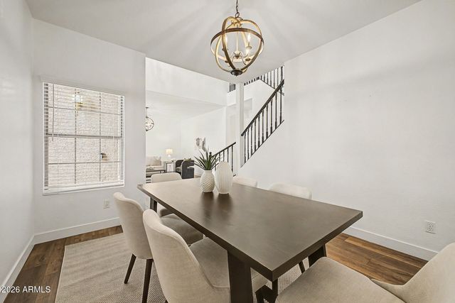 1095 W MULBERRY Drive, Chandler, AZ 85286