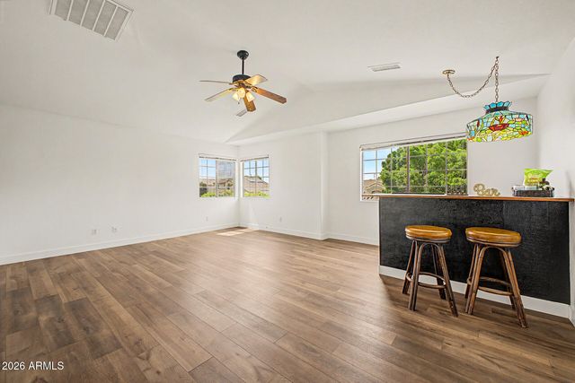 1095 W MULBERRY Drive, Chandler, AZ 85286