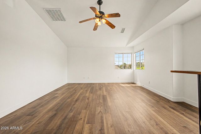 1095 W MULBERRY Drive, Chandler, AZ 85286