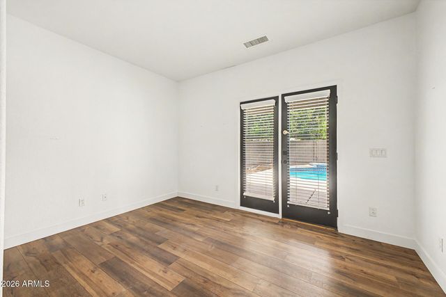 1095 W MULBERRY Drive, Chandler, AZ 85286