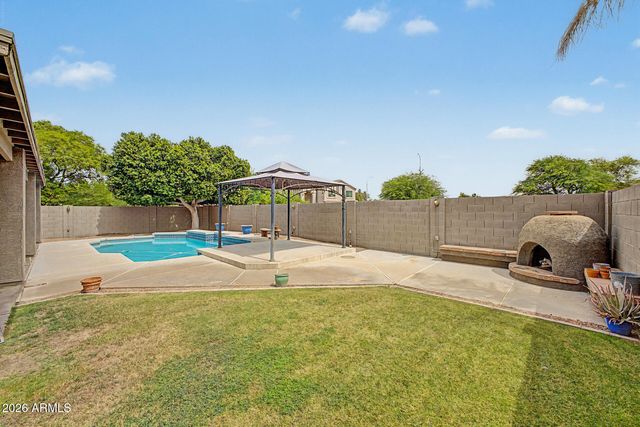 1095 W MULBERRY Drive, Chandler, AZ 85286