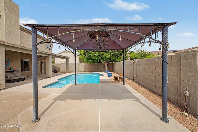 1095 W MULBERRY Drive, Chandler, AZ 85286