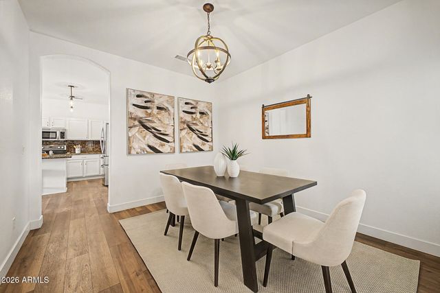 1095 W MULBERRY Drive, Chandler, AZ 85286