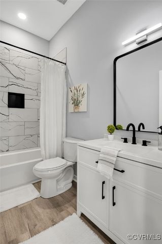 1330 Halifax St, Petersburg, VA 23803