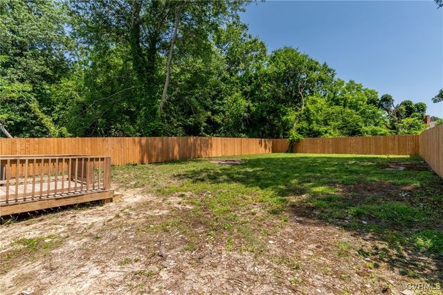 1330 Halifax St, Petersburg, VA 23803