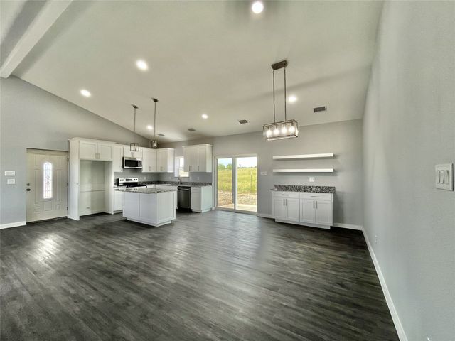 117 Barber Lakes Road, Mineral Wells, TX 76067