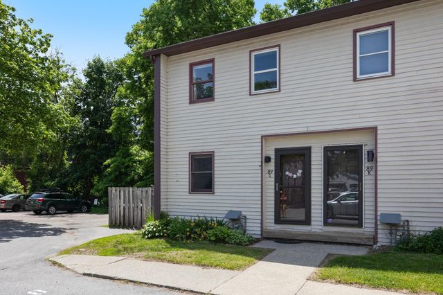 89 N Champlain St Apt L, Burlington, VT 05401