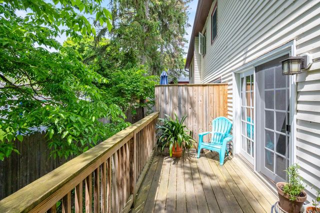 89 N Champlain St Apt L, Burlington, VT 05401