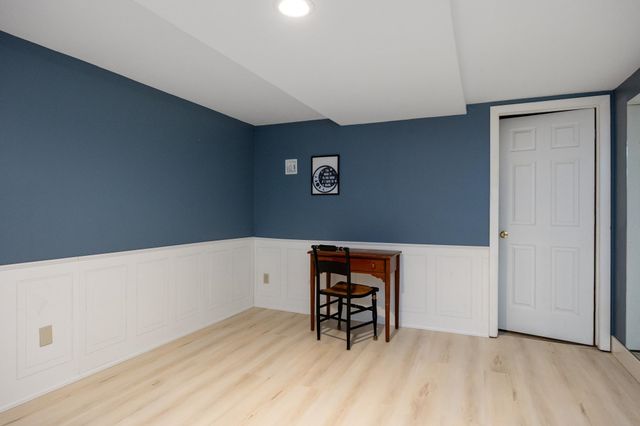 89 N Champlain St Apt L, Burlington, VT 05401