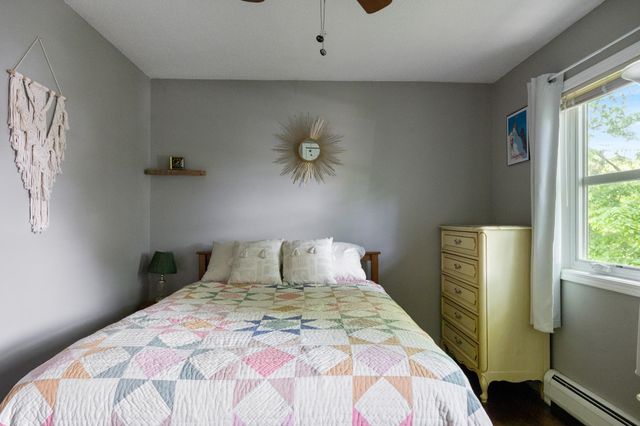 89 N Champlain St Apt L, Burlington, VT 05401