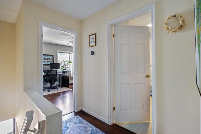 89 N Champlain St Apt L, Burlington, VT 05401