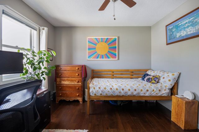 89 N Champlain St Apt L, Burlington, VT 05401