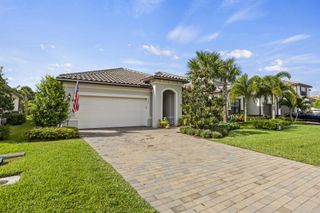 636 S Boboli Way, Port St Lucie, FL 34984