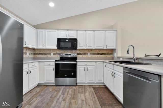 12141 Halite Lane, Fishers, IN 46038