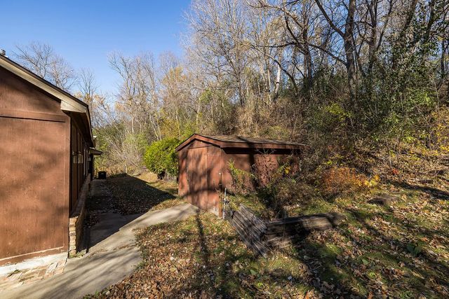 617 Broadway, Carver, MN 55315