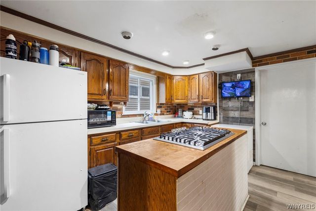 59 Fisher Street, Buffalo, NY 14215