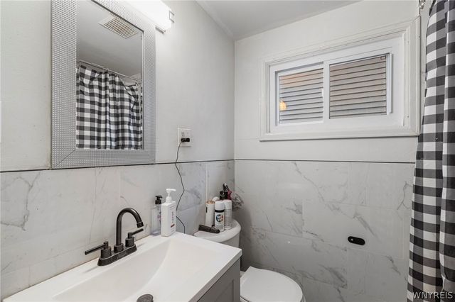 59 Fisher Street, Buffalo, NY 14215