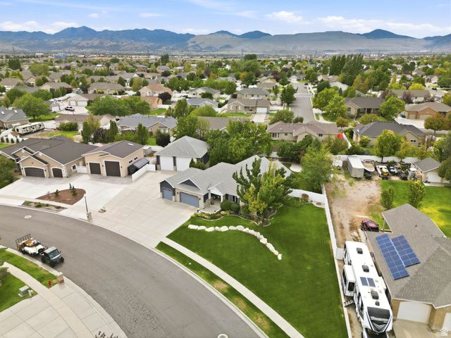 12136 S SWENSEN CIR, Riverton, UT 84096