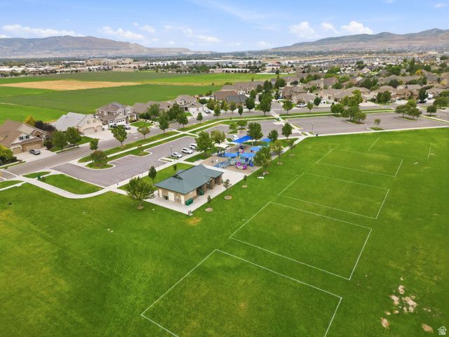 12136 S SWENSEN CIR, Riverton, UT 84096