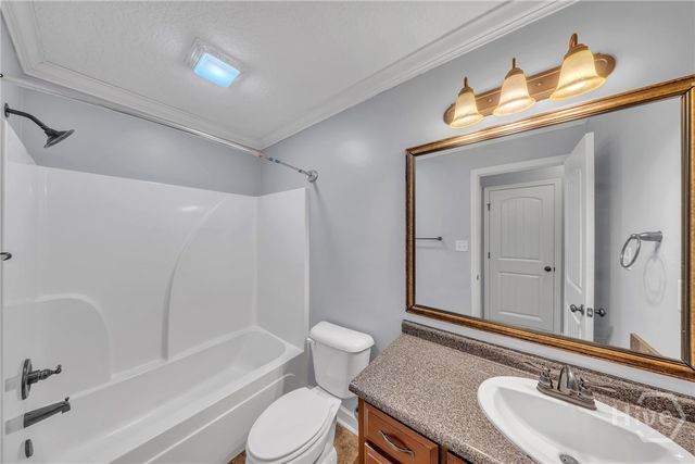 4248 Shadow Garden, Hahira, GA 31632