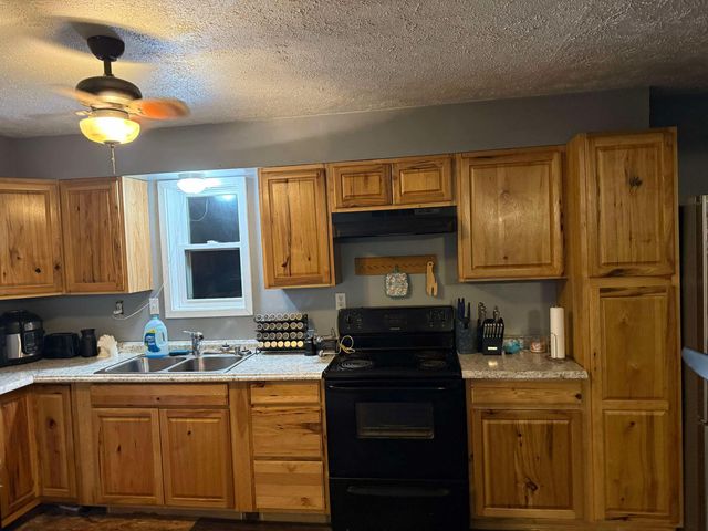 320 Harrison Drive Drive, Frenchburg, KY 40322