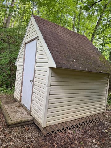 320 Harrison Drive Drive, Frenchburg, KY 40322