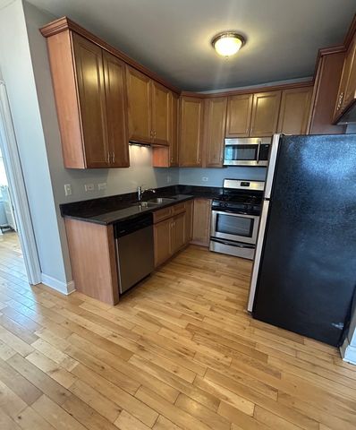 4542 W GEORGE Street 2, Chicago, IL 60641