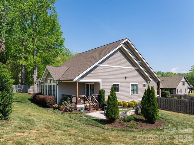 10 Starwood Valley Trail, Arden, NC 28704