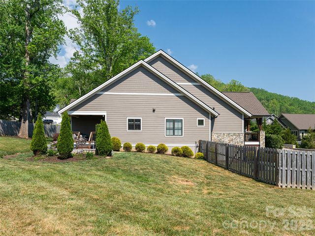 10 Starwood Valley Trail, Arden, NC 28704