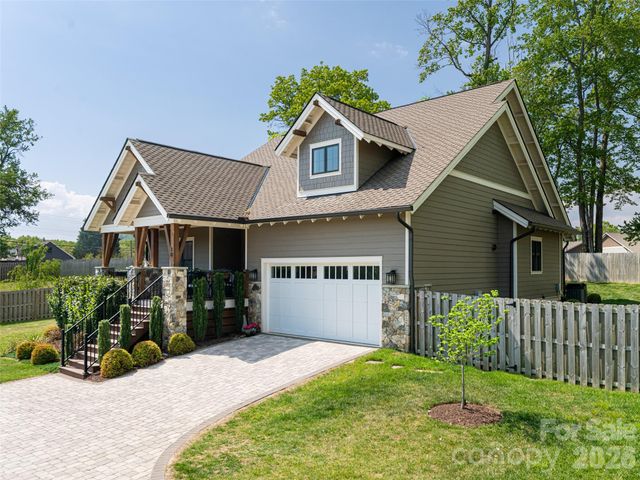10 Starwood Valley Trail, Arden, NC 28704