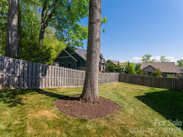 10 Starwood Valley Trail, Arden, NC 28704
