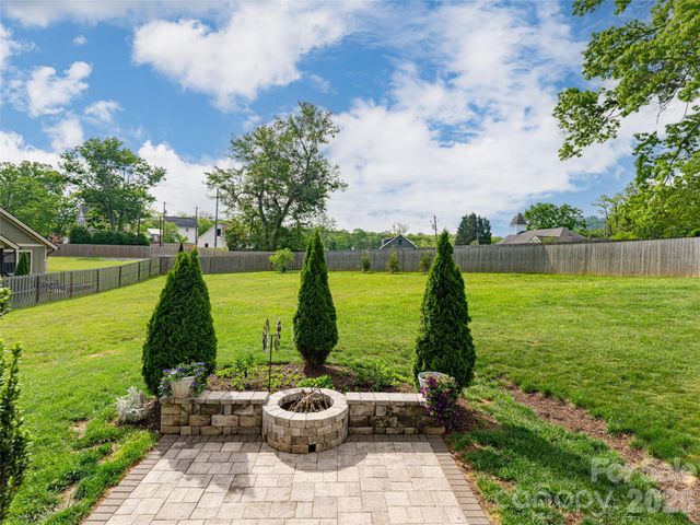 10 Starwood Valley Trail, Arden, NC 28704