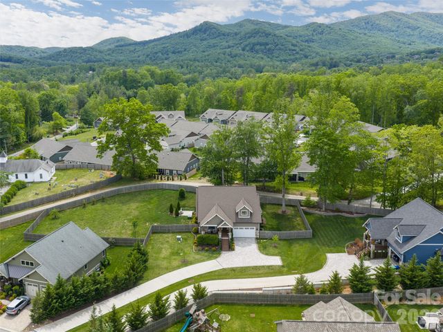 10 Starwood Valley Trail, Arden, NC 28704
