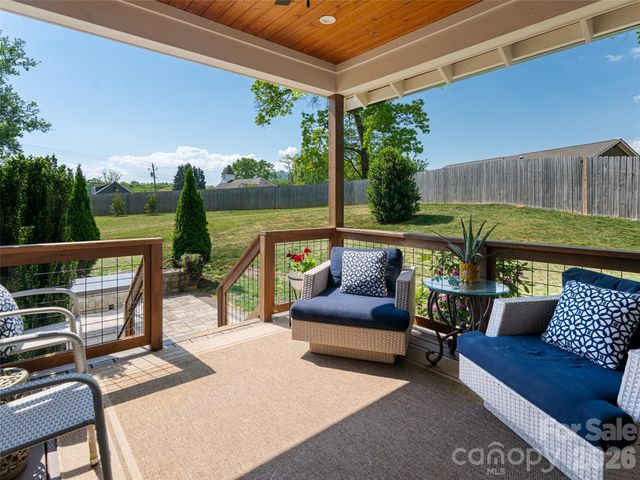 10 Starwood Valley Trail, Arden, NC 28704