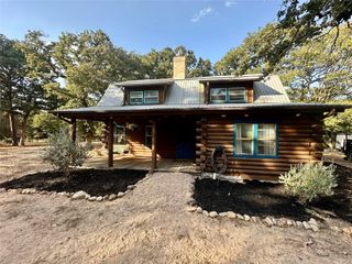 1053 E County Road F, Lexington, TX 78947