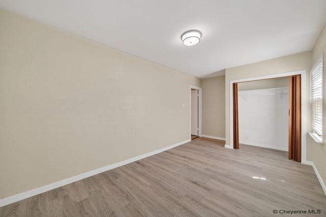 208 E 3RD AVE, Cheyenne, WY 82001