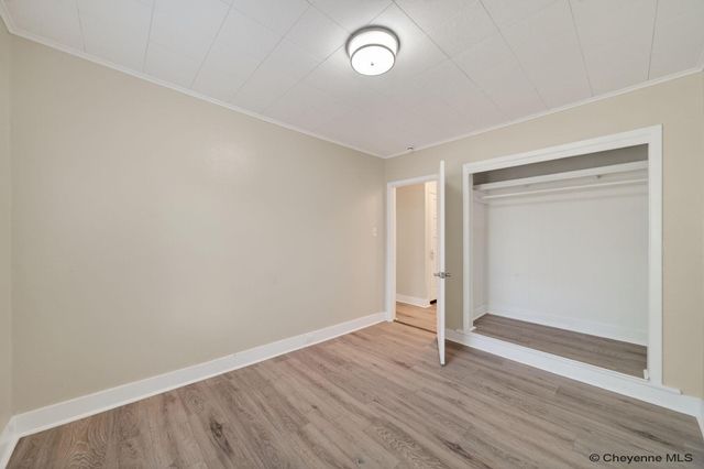 208 E 3RD AVE, Cheyenne, WY 82001