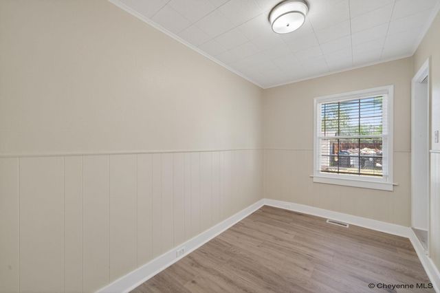 208 E 3RD AVE, Cheyenne, WY 82001