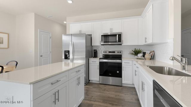 3085 Platinum Circle, West End, NC 27376