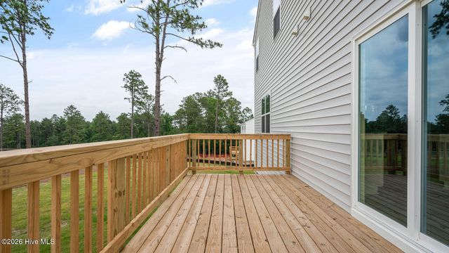 3085 Platinum Circle, West End, NC 27376