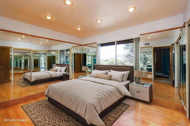 2307 Vista Rodeo Dr, El Cajon, CA 92019