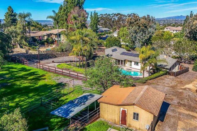 2307 Vista Rodeo Dr, El Cajon, CA 92019