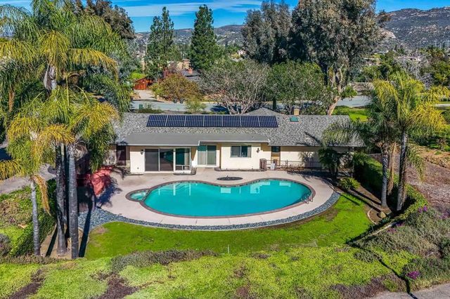 2307 Vista Rodeo Dr, El Cajon, CA 92019