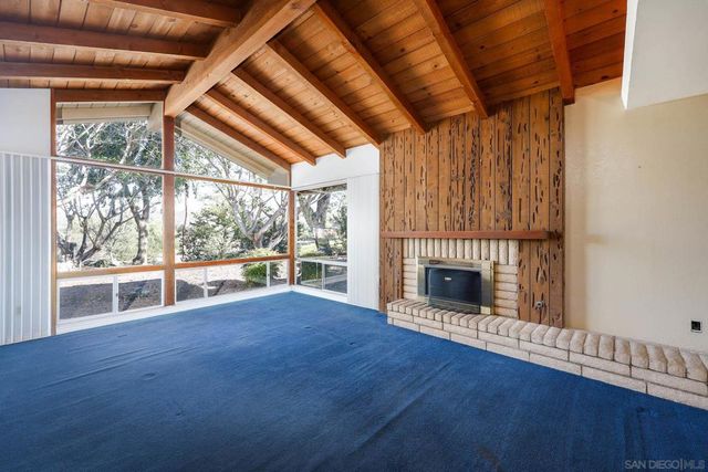 2307 Vista Rodeo Dr, El Cajon, CA 92019